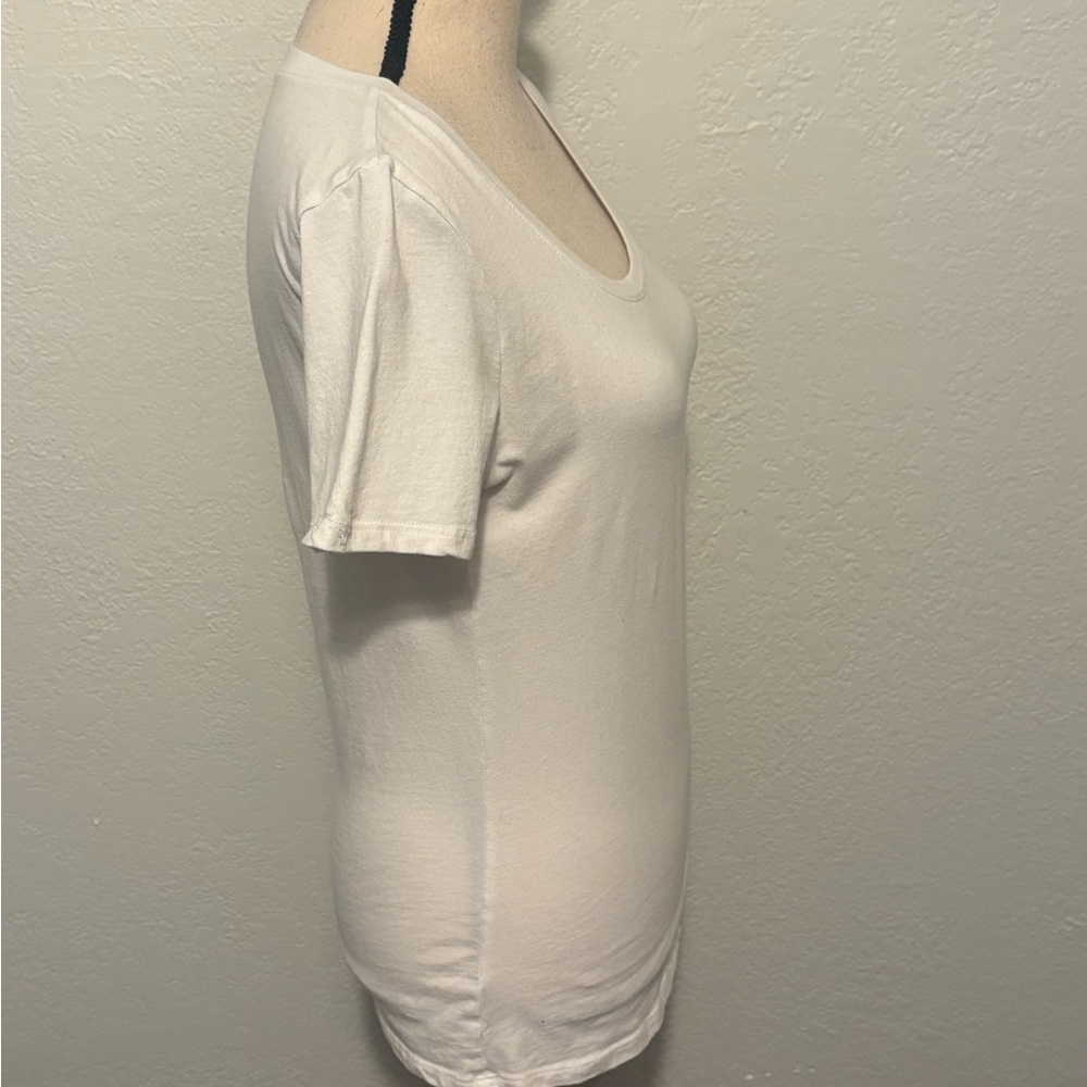 Active Basic White Deep Scoop Neck Short Sleeve T… - image 3